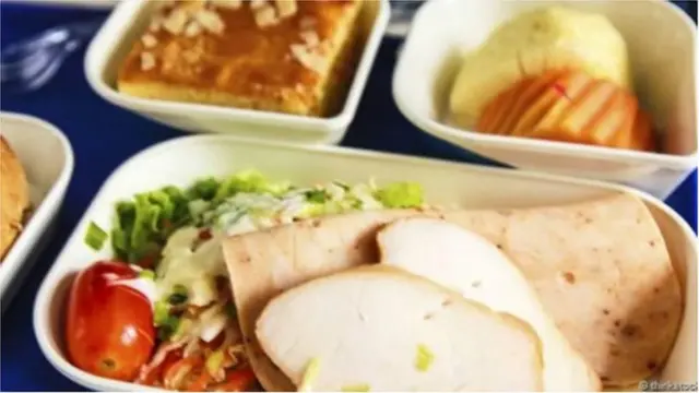 Abincin cikin jirgi irin wanda ba zai bata cikin mutum ba ne