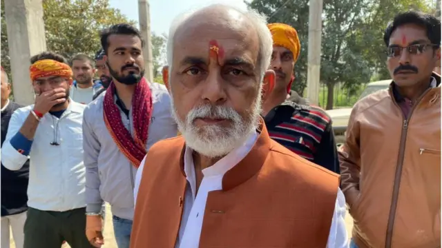 कांग्रेस के उम्मीदवार आशीष शुक्ला