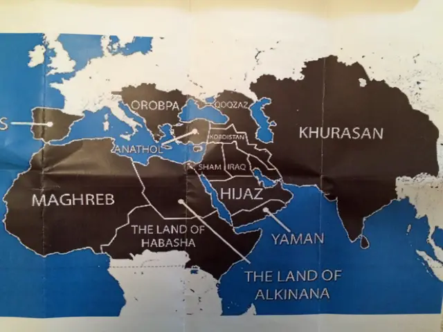 هدف داعش گرفتن همه مناطق سیاه در نقشه بود. این مناطق در تاریخ تحت تسلط خلفای اسلام و بعد امپراتوری عثمانی بوده است