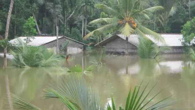 කොළඹ ඇතුළු දිස්ත්‍රික්ක ගණනාවක ජල ගැලීම් වාර්තා වේ.