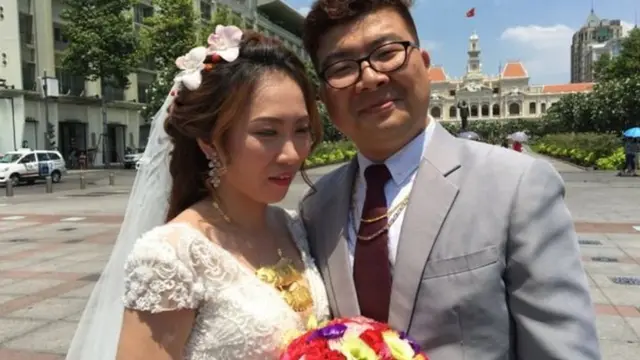 મહિલા અને પુરુષની તસવીર