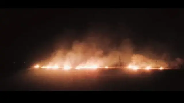 अवशेषांना लागलेली आग