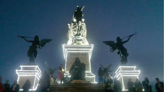 Monumento "Von Miller", en el puente de Boyacá, Colombia. (Foto: Adriana Lara)
