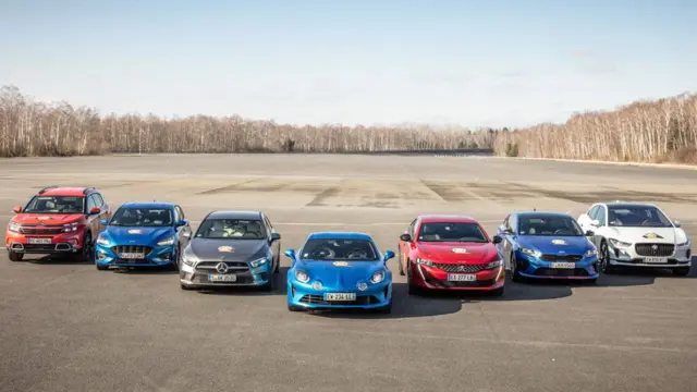 هفت ماشین به مرحله نهایی انتخاب بهترین خودروی سال راه یافته بودند