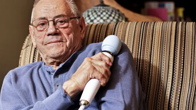 Вибраторы применяются для обычного массажа и в наши дни - в этом нет ничего эротического