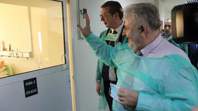 вучић у институту