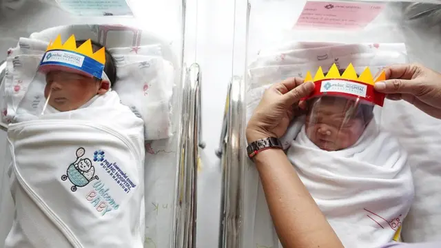 تھائی لینڈ میں نومولود بچے