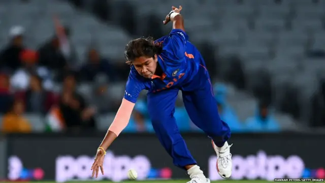 झूलन गोस्वामी