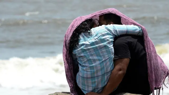 திருமணத்தைத் தாண்டிய உறவுகள்?