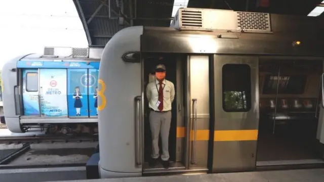 டெல்லி மெட்ரோ