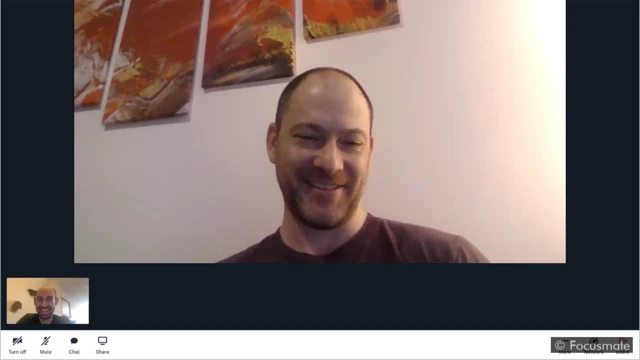 온라인 '워크 짐' 사용자들은 다른 사용자들과 영상으로 연결한다. 업계에서는 이것을 통해 동기 부여와 업무 수행을 지속한다고 말한다.