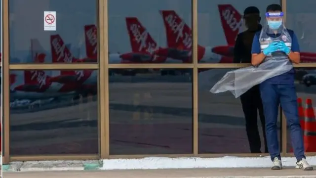 สนามบิน