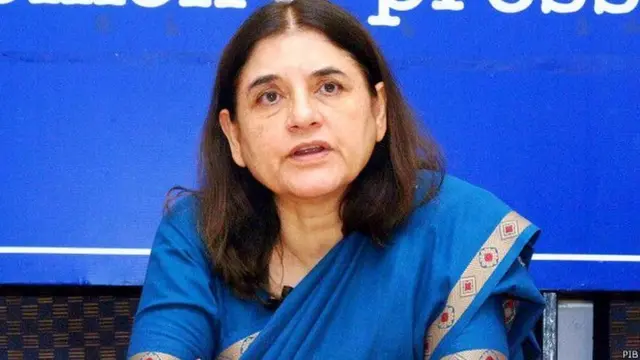 मेनका गांधी