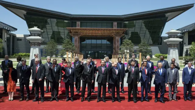 "Бир белбоғ, бир йўл" халқаро форуми иштирокчилари