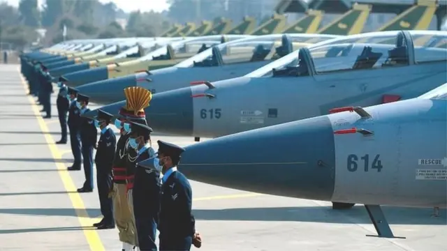 भारत ने 49 फ़ीसदी हथियार रूस से ख़रीदे