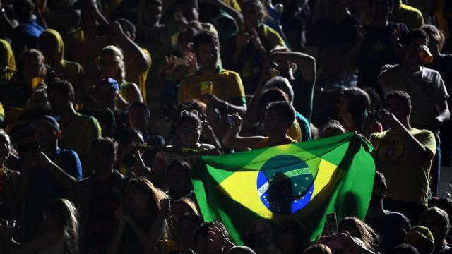 Para jornalista americano, popularidade dos jogos vai cair quando pessoas sentirem os custos do evento