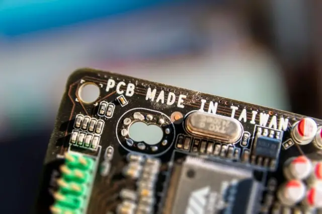 तैवानमध्ये बनणाऱ्या सेमीकंडक्टर्सवर जगभरातले इलेक्ट्रॉनिक वस्तूंचे उद्योग अवलंबून आहेत.