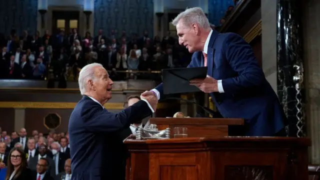 શું ગૃહના સ્પીકર અને રિપલ્બિકન કેવિન મૅકાર્થી અને રાષ્ટ્રપતિ જો બાઇડન વચ્ચે આ મામલે ડીલ થઈ શકશે?