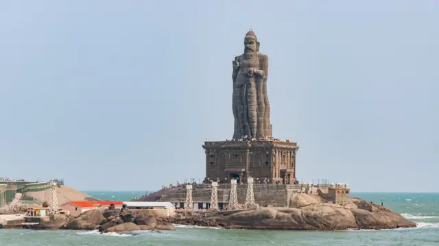 கன்னியாகுமரி திருவள்ளுவர் சிலை