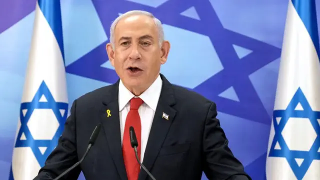 Pekan ini, Benjamin Netanyahu bersikeras bahwa negaranya "akan mengirimkan bantuan perdamaian" kepada warga Suriah yang ingin hidup damai dengan Israel.