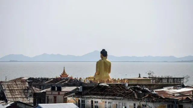 မိုခါ မုန်တိုင်းပြီးမြင်တွေ့ရတဲ့ စစ်တွေမြို့ တနေရာ