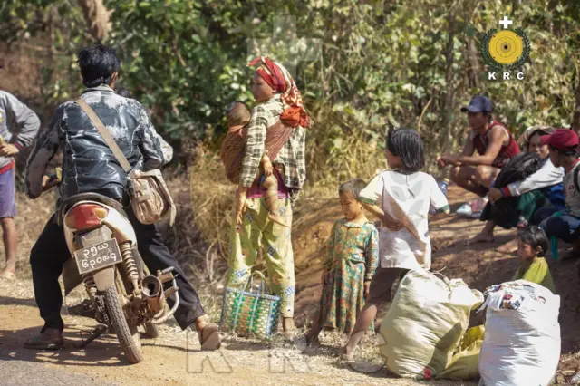 အခု ၂၀၂၃ခုနှစ်မှာတော့ အခုလိုအခြေအနေတွေကြောင့် လူပေါင်း ၄ သန်းခွဲလောက်ဟာ အရေးပေါ်အသက်ကယ်ဆယ်ရေးအကူအညီတွေ လိုအပ်လိမ့်မယ်လို့လည်း ပါရှိပါတယ်။