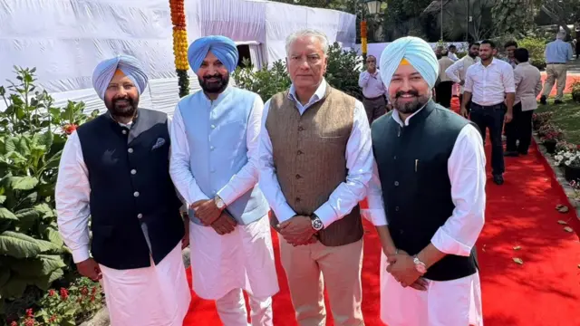 ਕੇਵਲ ਸਿੰਘ ਢਿੱਲੋਂ, ਰਣਜੀਤ ਸਿੰਘ ਗਿੱਲ, ਸੁਨੀਲ ਜਾਖੜ ਅਤੇ ਹੋਰ ਨੇਤਾ 