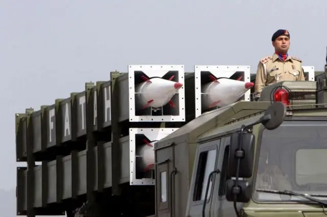 पाकिस्तान की मिसाइलें