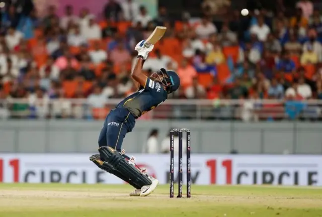 આઈ.પી.એલ. 2025, મુંબઈ ઇન્ડિયન્સ તથા ગુજરાટ ટાઇટન્સ વચ્ચે ઍલિમિનેટર, મુંબઈ ઇન્ડિયન્સની ટીમ કેમ જીતી, ગુજરાત ટાઇટન્સની ટીમ કેમ હારી, હાર્દિક પંડ્યા, જસપ્રિત બૂમરાહ, શુભમન ગિલ, બીબીસી ગુજરાતી સમાચાર