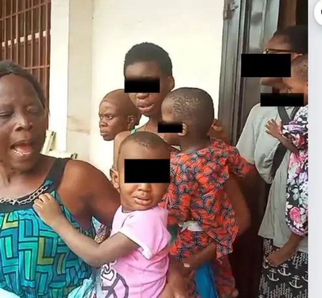 Ụmụaka enwe nne na nna