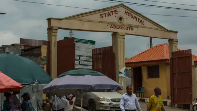 Aworan osibitu ijoba, Abeokuta