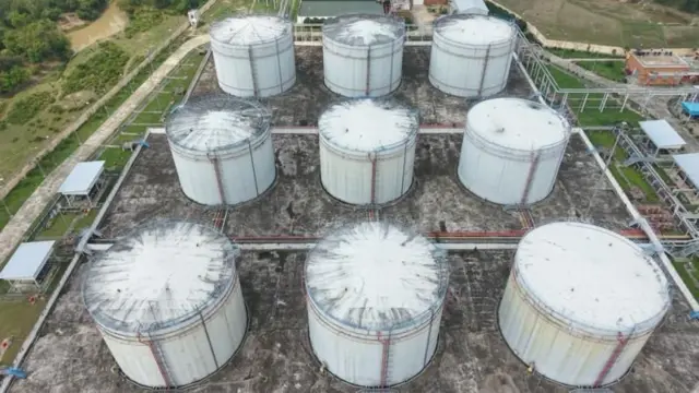 জ্বালানি তেলে স্টোরেজ ট্যাঙ্ক