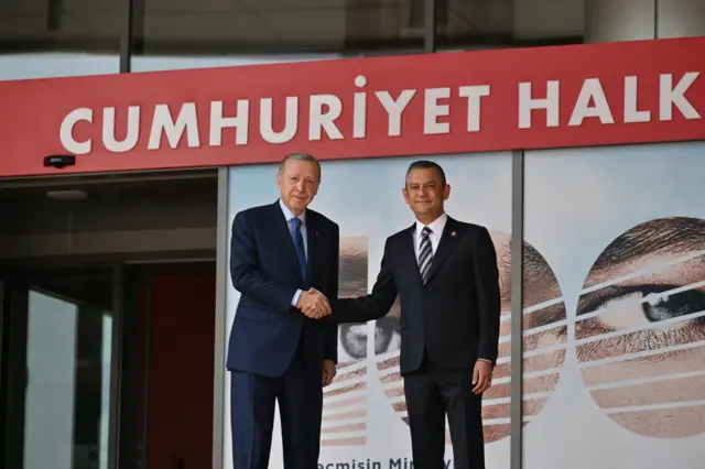 erdoğan ve özel 