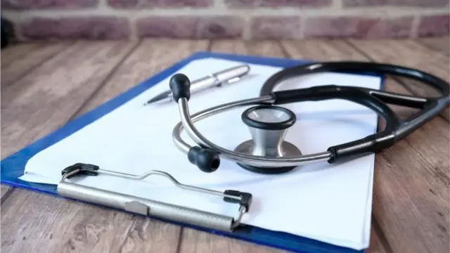 বাংলাদেশে চিকিৎসা শাস্ত্রে পড়াশুনার আগ্রহ অনেক।