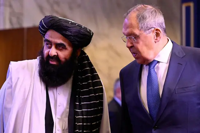 রাশিয়ার পররাষ্ট্রমন্ত্রী সের্গেই লাভরভের সঙ্গে আমির খান মুত্তাকি 