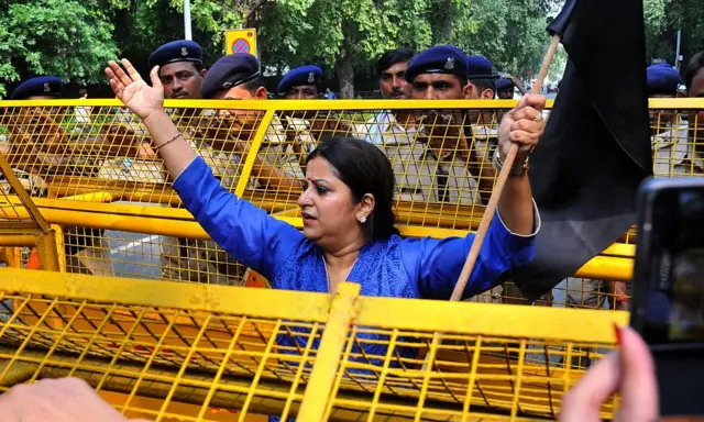 બીબીસી ગુજરાતી, ગુજરાત, બીબીસી, સુપ્રીમ કોર્ટ, POSH, રાજકીય પક્ષ