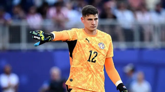 Orlando Gill, de Paraguay, durante el partido de octavos de final de la Copa Mundial de la FIFA 2026 entre Paraguay y Francia en el estadio de Filadelfia, el 4 de julio de 2026, en Filadelfia, Pensilvania.