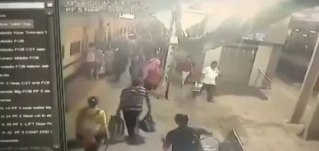 दादर रेल्वे स्थानक