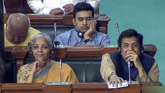 लोकसभा, अविश्वास प्रस्ताव