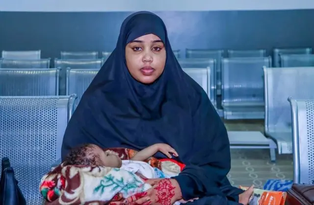 Dhibaatadda waalidka la baxsaday caruurtooda