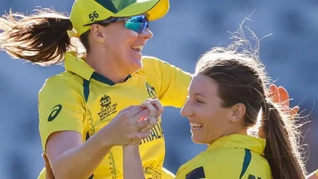 ઑસ્ટ્રેલિયાનાં મહિલા ખેલાડીઓની તસવીર