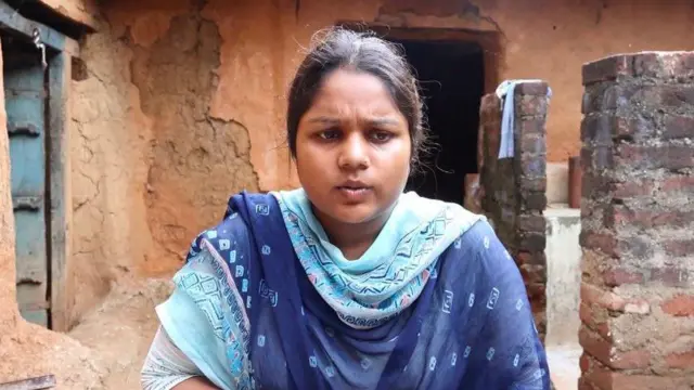 अरुण की चचेरी बहन अंशु कुमारी, जो परीक्षा देने साथ गई थीं