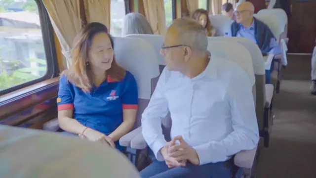 සංචාරයට එක්වු කොළඹ ඇමෙරිකානු තානාපති ජූලි චන්ග්