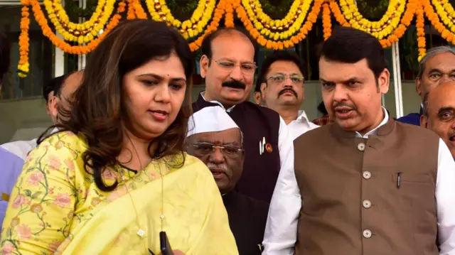 देवेंद्र फडणवीस, पंकजा मुंडे