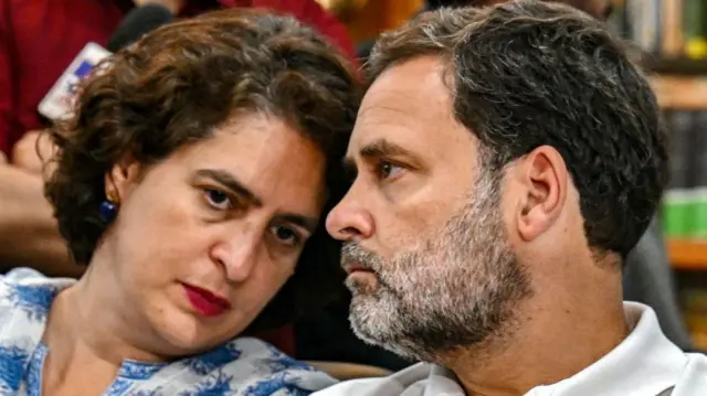 प्रियंका गांधी और राहुल गांधी