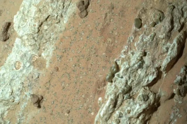 Mars 