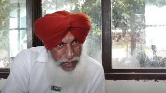 निवृत्त सरकारी कर्मचारी निशान सिंह या प्रकरणातील याचिकाकर्ते आहेत आणि त्यांनीच हे प्रकरण उच्च न्यायालयात नेलं