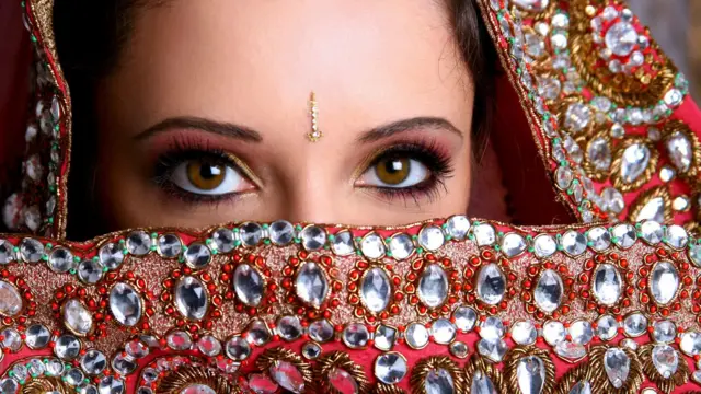 خواتین، پاکستان، شادی