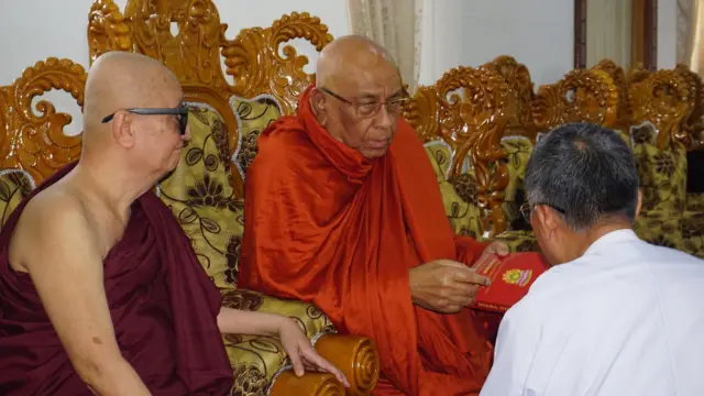 ရွှေကျင်သာသနာပိုင် သီတဂူကမ္ဘာ့ဗုဒ္ဓတက္ကသိုလ်များရဲ့ အဓိပတိဆရာတော် ဒေါက်တာဘဒ္ဒန္တဉာဏိဿရ