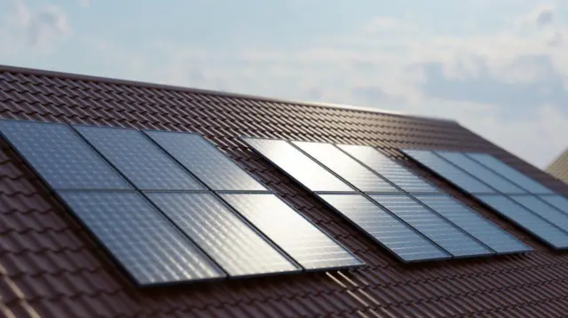 Күн панелдери жана генераторлор жардамга келет